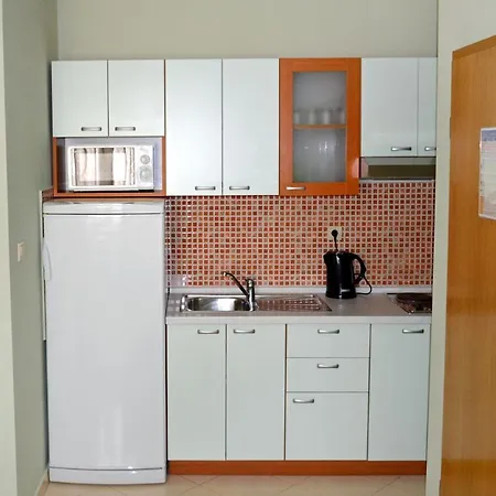 With A Parking Space - 6720 아파트