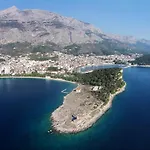 Апартаменты With A Parking Space - 6720 *