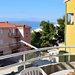 With A Parking Space - 6720 Апартаменты