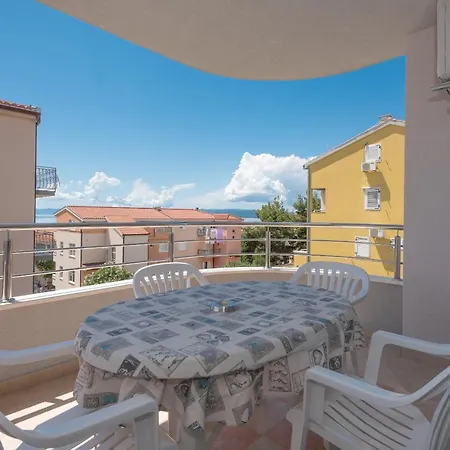 Апартаменти With A Parking Space - 6720 *