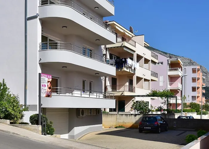 With A Parking Space - 6720 Apartman *