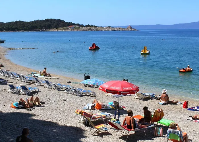 With A Parking Space - 6720 * Макарська