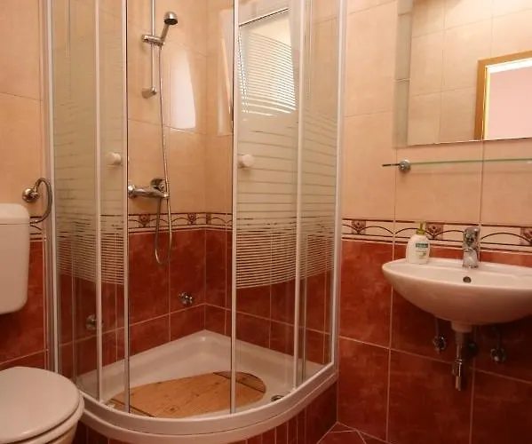 With A Parking Space - 6720