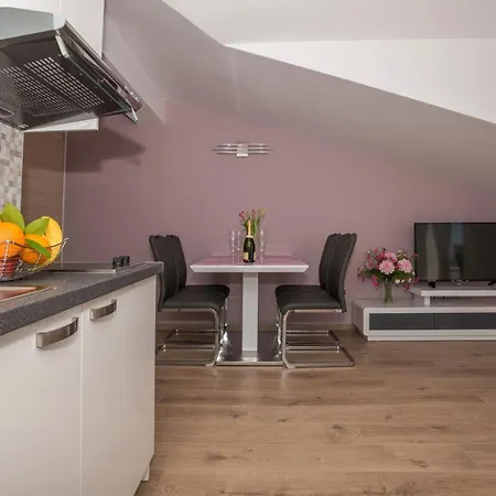 דירה With A Parking Space - 6720